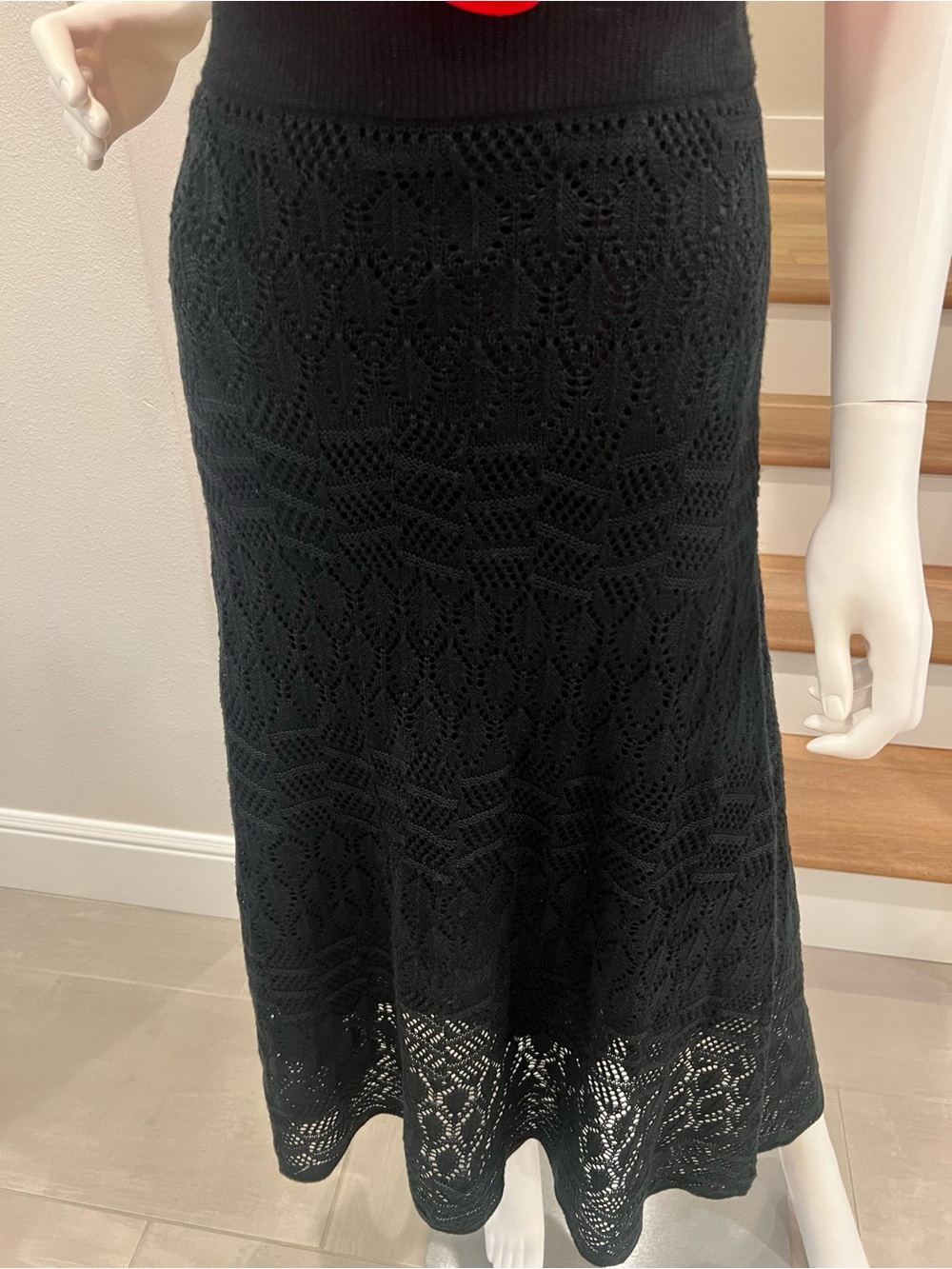 Lapis Black Crochet Midi Skirt with Scalloped Hem - Picture 3 of 8
